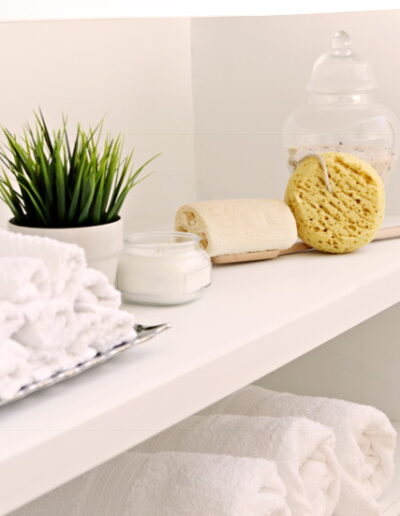 Bathroom staging accessories