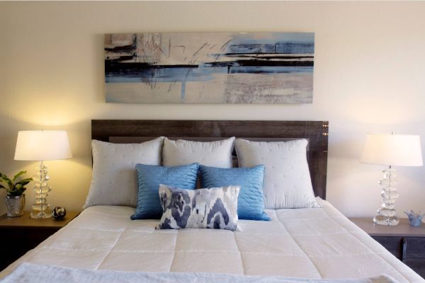 Bedroom - modern bedroom remodel in Stonegate Scottsdale